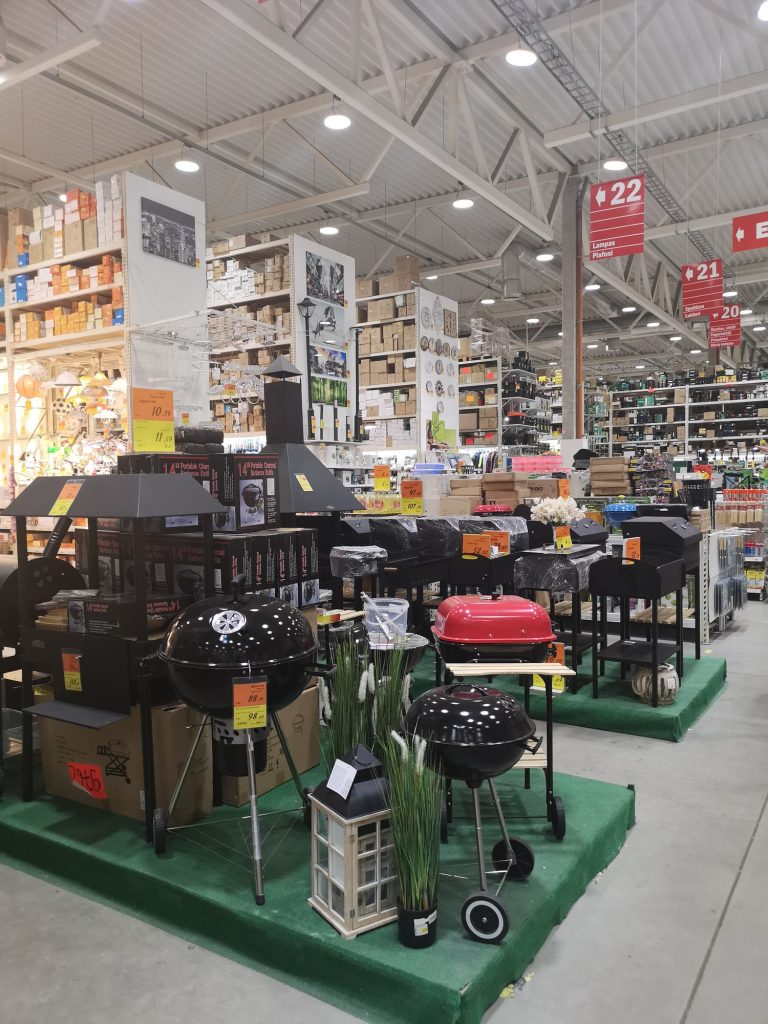 Image of shop building materials,barbecue